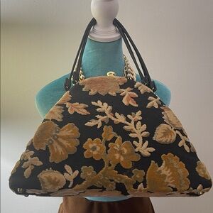 Vintage Gold/Beige Floral Patterned Black Carpet Bag